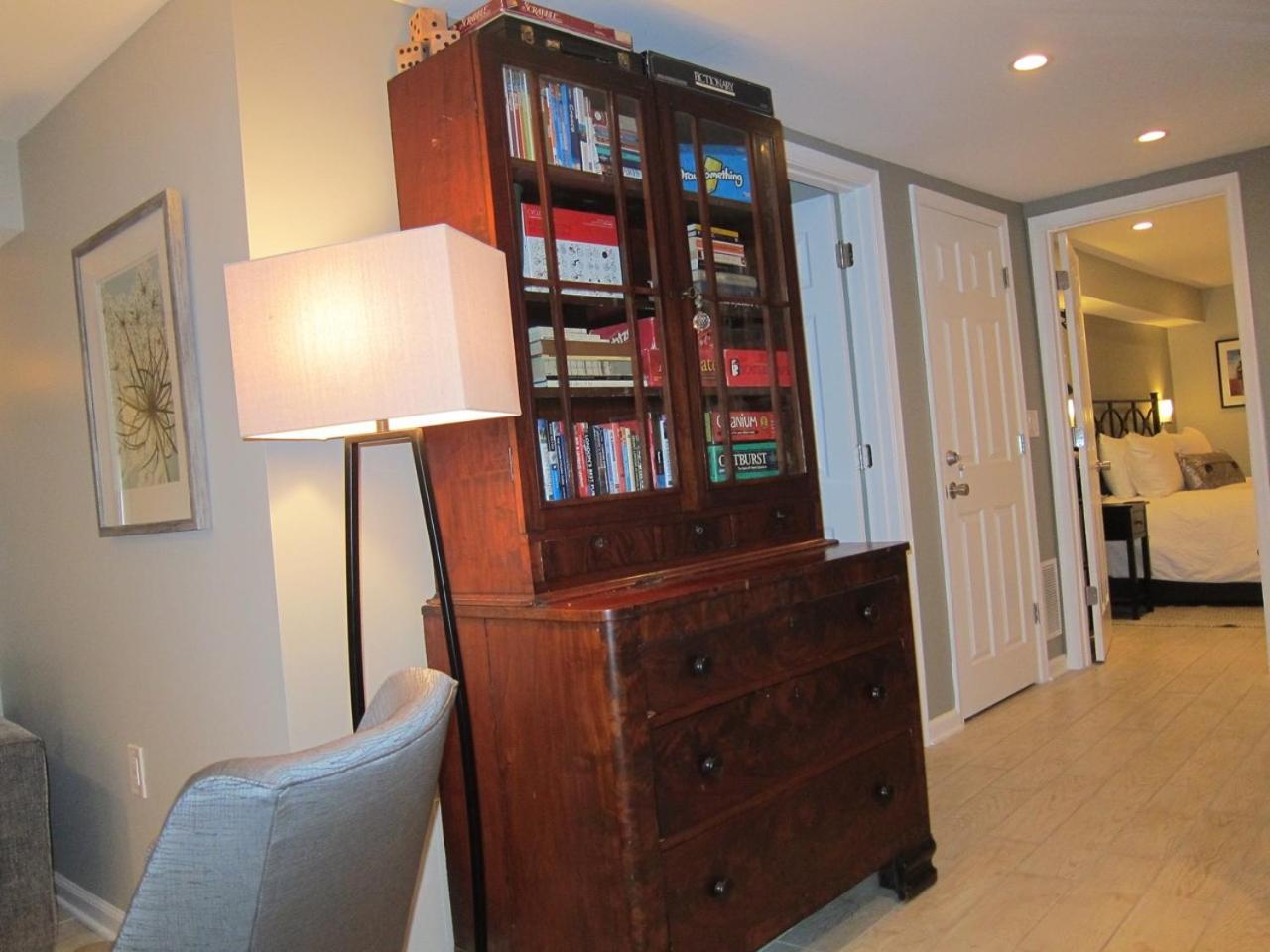 Stylish Renovated Flat, Central, Walk To Dc Sights Washington Esterno foto